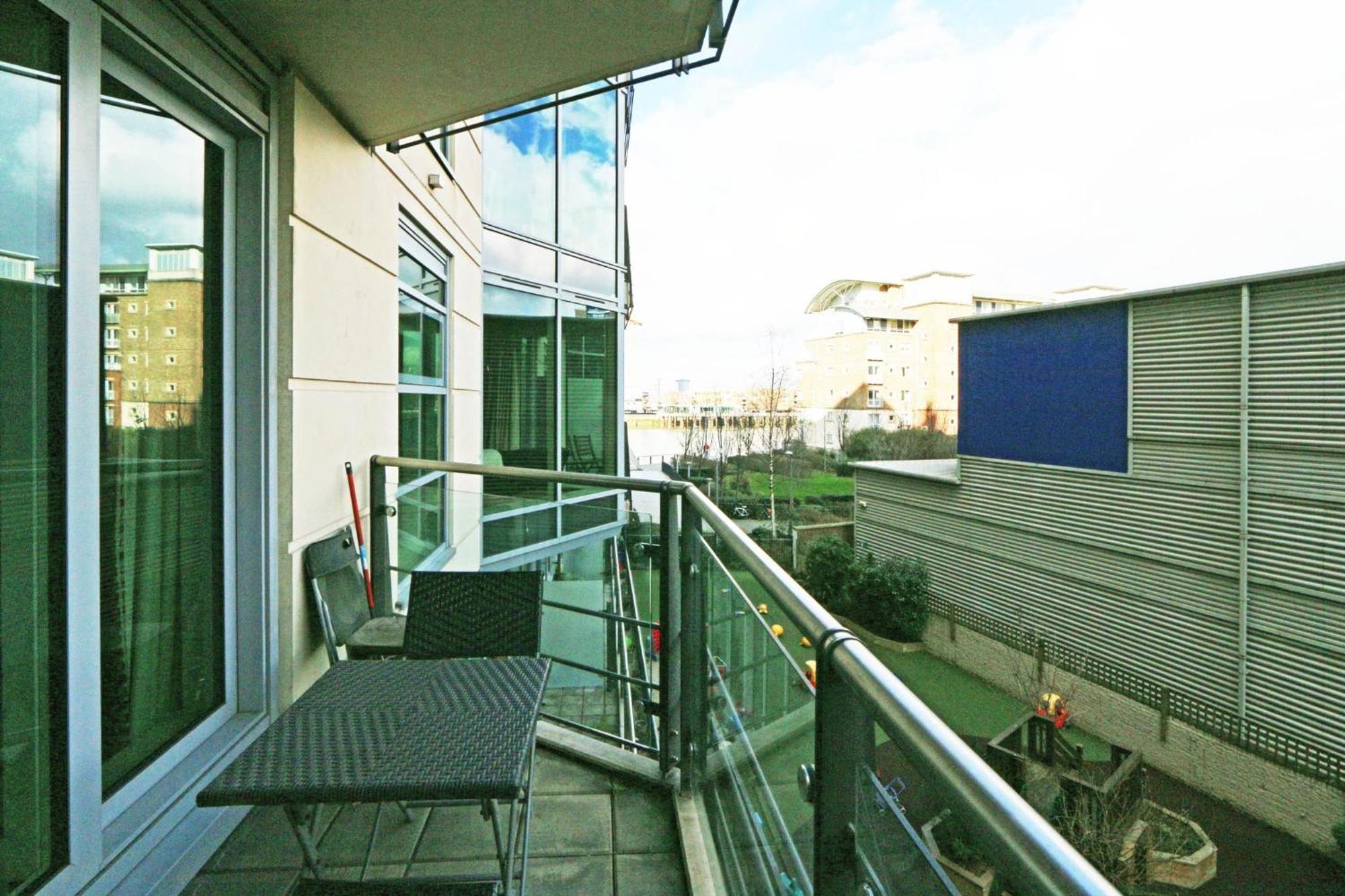 Riverside 1 Bed Apartment London Eksteriør bilde